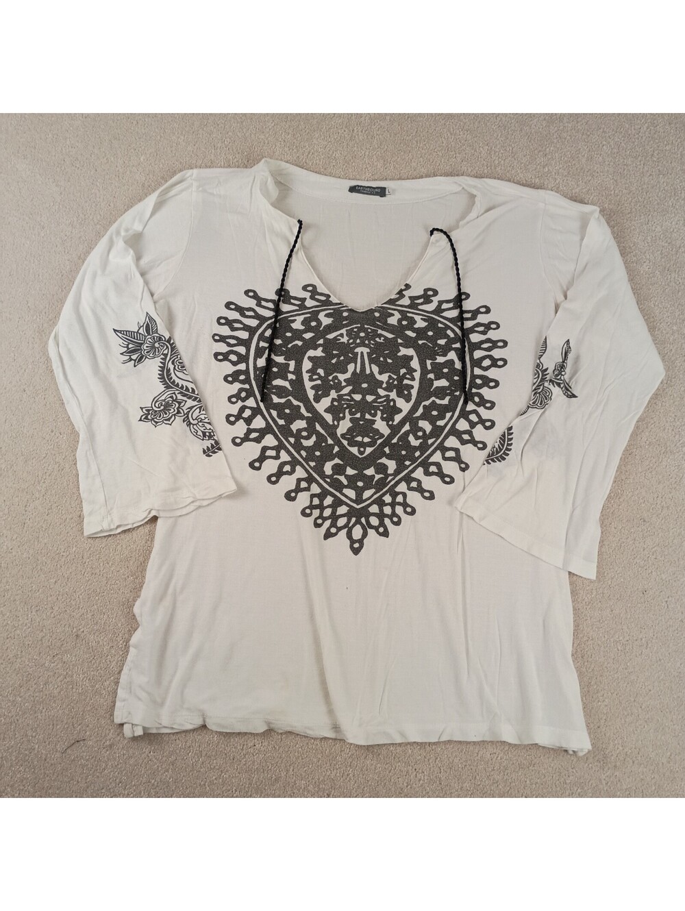 Earthbound Womens Boho Hippie Festival Long Sleeve Graphic Design Top